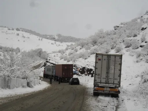 բեռնատար, ճանապարհ