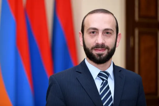 Արարատ Միրզոյան 