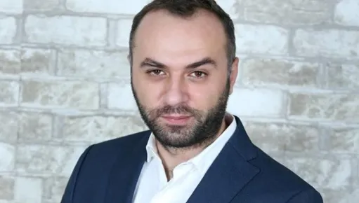 իրավաբան