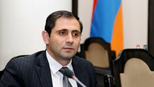 պապիկյան