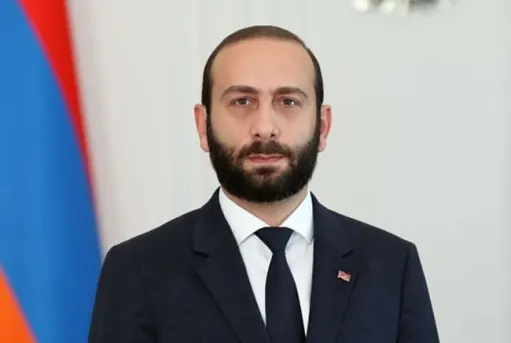 Արարատ Միրզոյան 