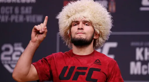 UFC-lightweight-champion-Khabib-Nurmagomedov-1040x572