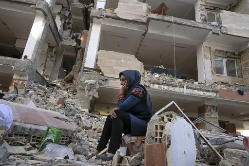 iran-earthquake-1.jpg