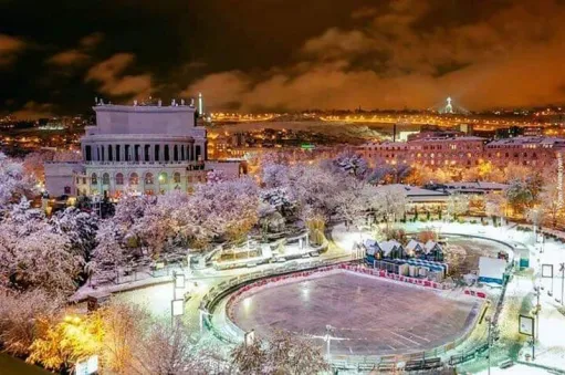 yerevan-winter-evening-snow